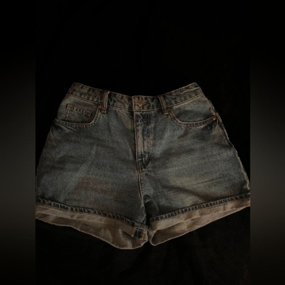 Trendy Rolled Hem Denim Shorts